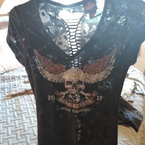 Black skull and crossbones shear shirt